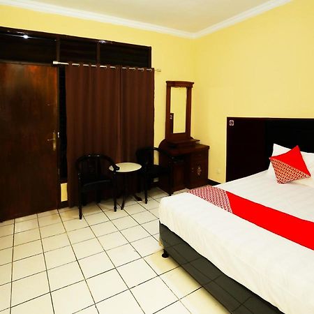 Oyo 93136 Hotel Santo Djaya 2 โบกอร์ ภายนอก รูปภาพ