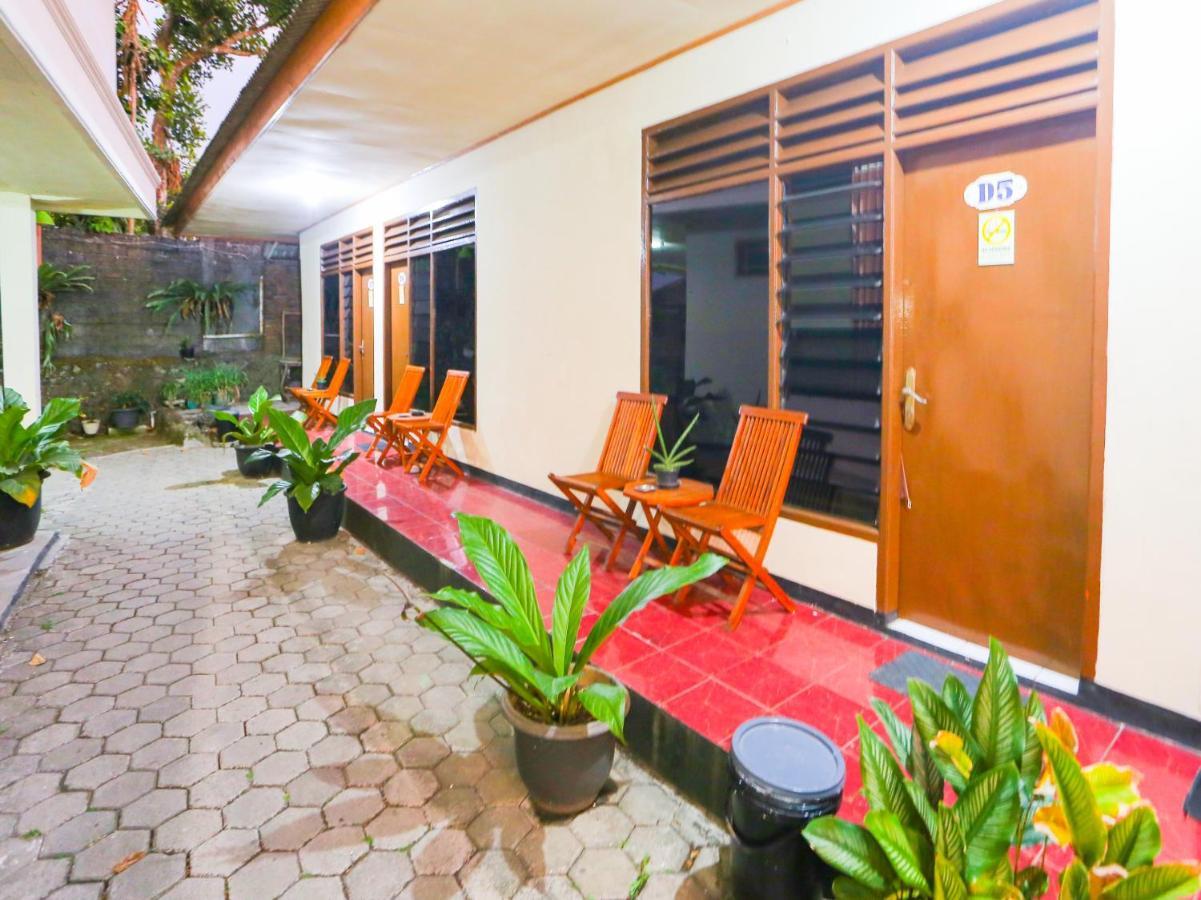 Oyo 93136 Hotel Santo Djaya 2 โบกอร์ ภายนอก รูปภาพ