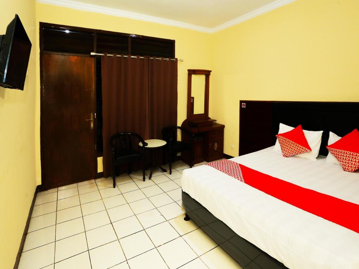 Oyo 93136 Hotel Santo Djaya 2 โบกอร์ ภายนอก รูปภาพ